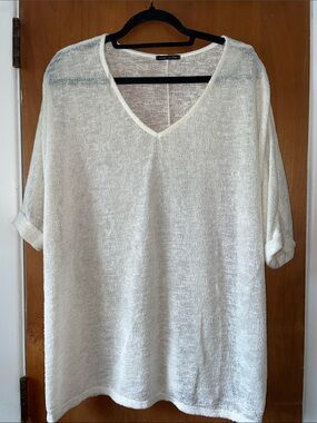 Sweet Claire Cream V-Neck Lightweight Pullover Sweater